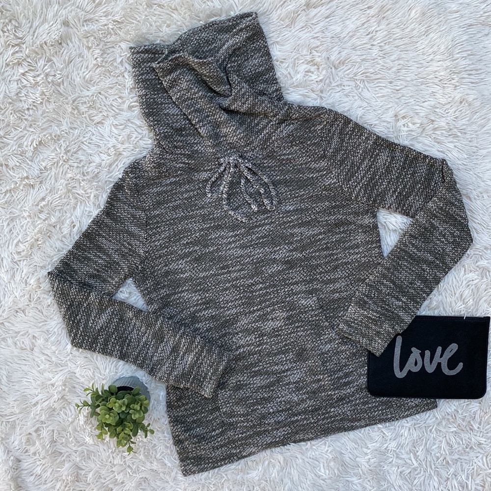 Love Appella Cowl Neck 💗 Olive & White
